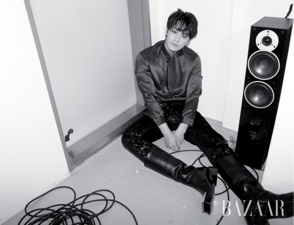 AYU 6 Times Kim Bum Slayed the Black and White Aesthetic on Instagram 6
